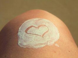 Le creme anticellulite in allattamento si possono utilizzare? creme-anticellulite-allattamento