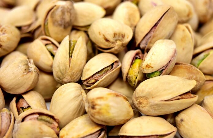 pistacchi-benefici-colesterolo