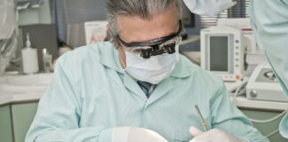 Estrazione di un dente e fumo: cosa è necessario sapere estrazione-dente-fumo