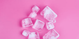 Masticare cubetti di ghiaccio