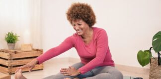 Stretching a casa: esercizi per migliorare la flessibilità e ridurre lo stress Stretching a casa