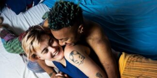 Fantasie e coppia: come parlarne senza imbarazzi